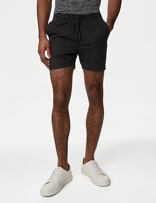 Elasticated Waist Shorter Length Stretch Shorts'