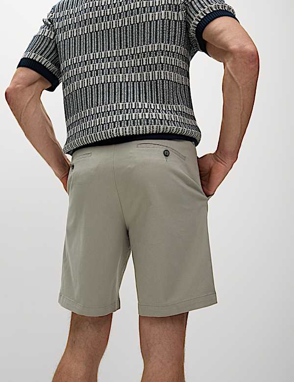 Single Pleat Stretch Chino Shorts - LT
