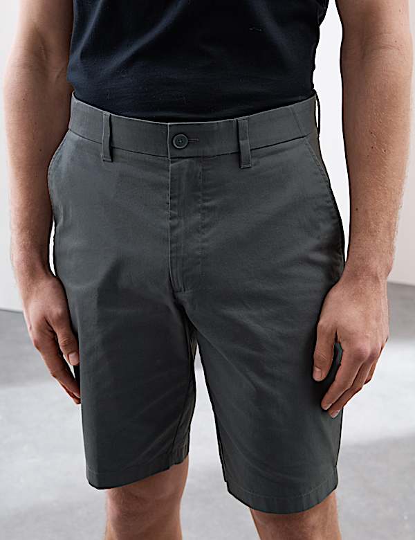 Regular Fit Super Lightweight Chino Shorts