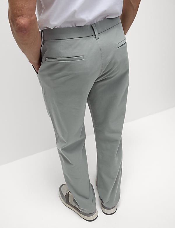 The Ultimate Regular Fit Chinos - IT