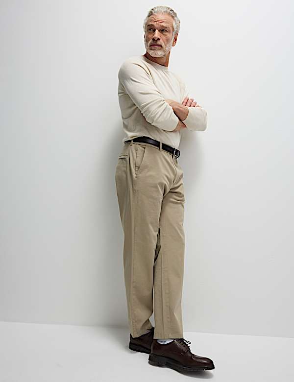 The Ultimate Regular Fit Chinos - CH