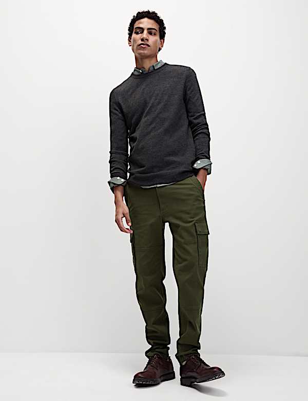 Tapered Fit Stretch Cargo Trousers