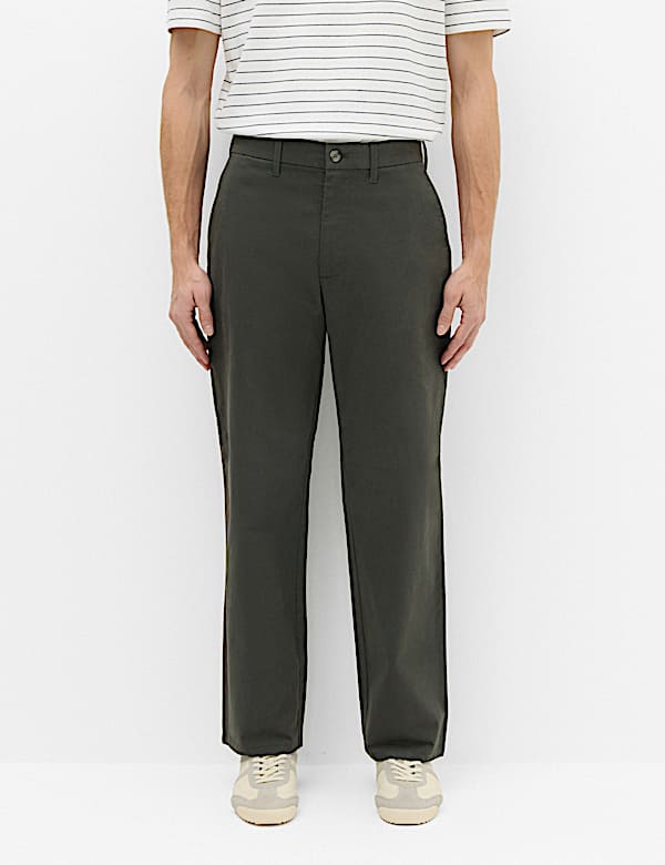 Loose Fit Stretch Chinos