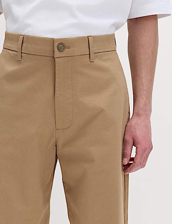 Loose Fit Stretch Chinos