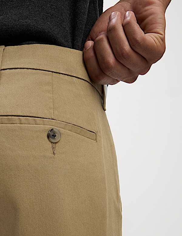 Regular Fit Stretch Chino
