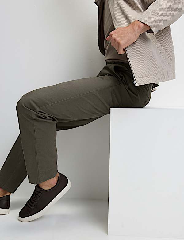 Regular Fit Stretch Chinos