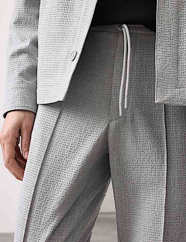 Tapered Fit Seersucker Joggers - AU