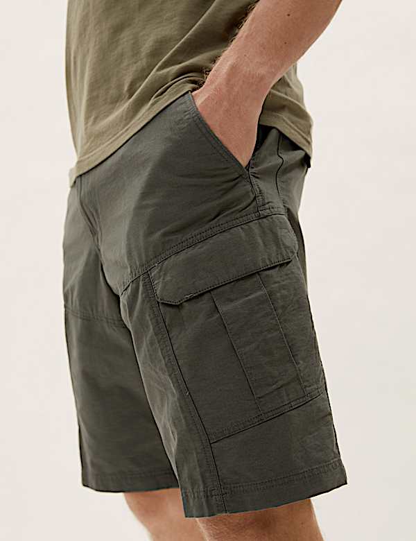 Trekking Shorts with Stormwear&trade;
