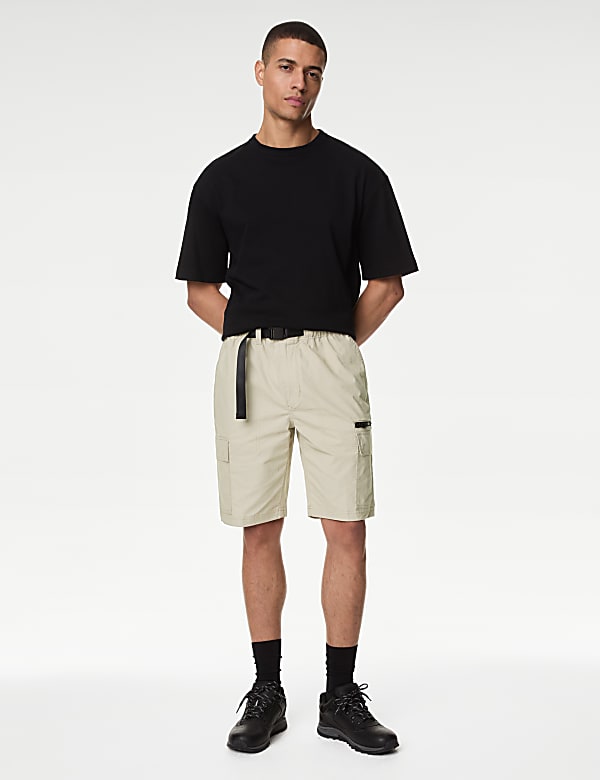 Belted Cargo Shorts with Stormwear™