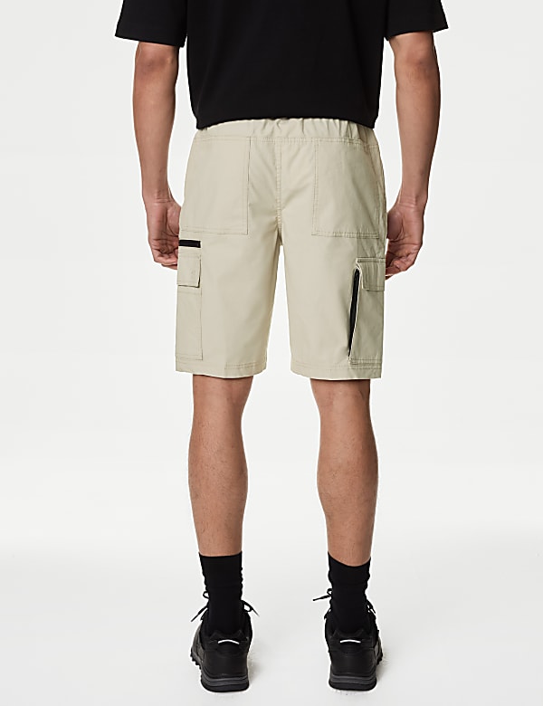 Belted Cargo Shorts with Stormwear™