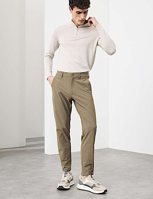 Pantalon technique Performance coupe fusel&eacute;e - CH