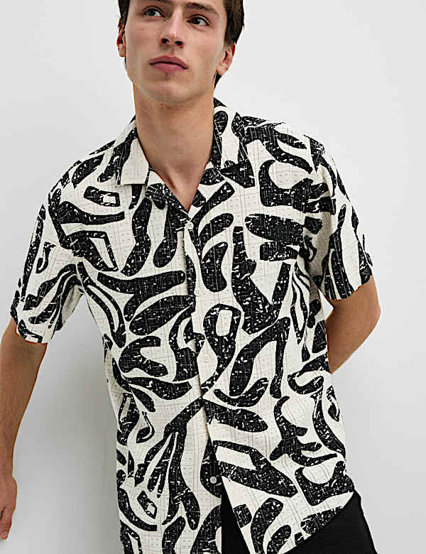 Regular Fit Abstract Print Short Sleeve Shirt
