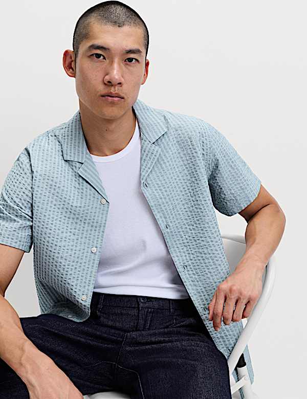 חולצת שרוול קצר מכותנה טהורה באריגת סירסאקר - IL