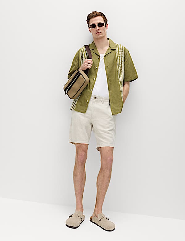 חולצת שרוול קצר מבד עשיר בכותנה בגזרה נינוחה - IL