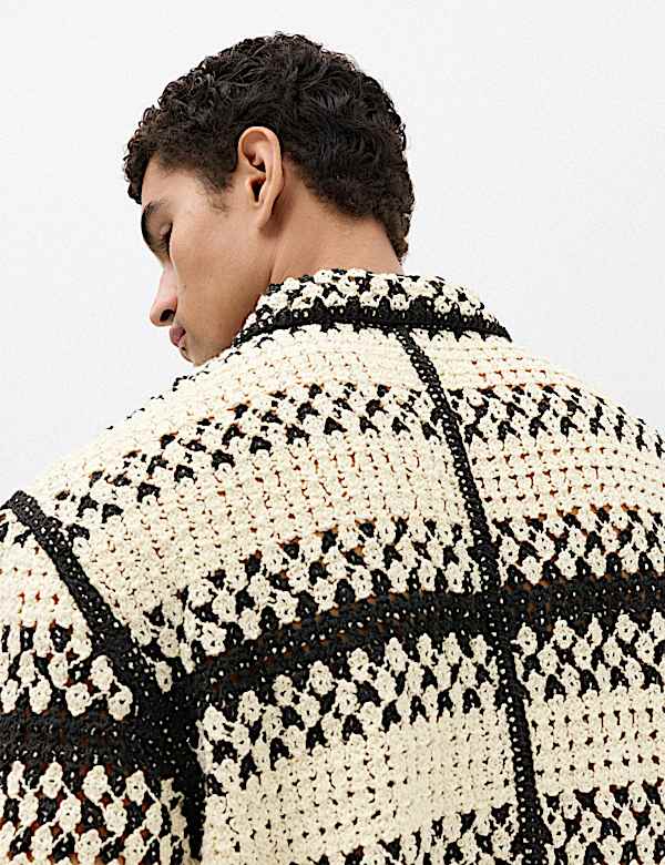Polo en maille coupe d&eacute;contract&eacute;e - BE