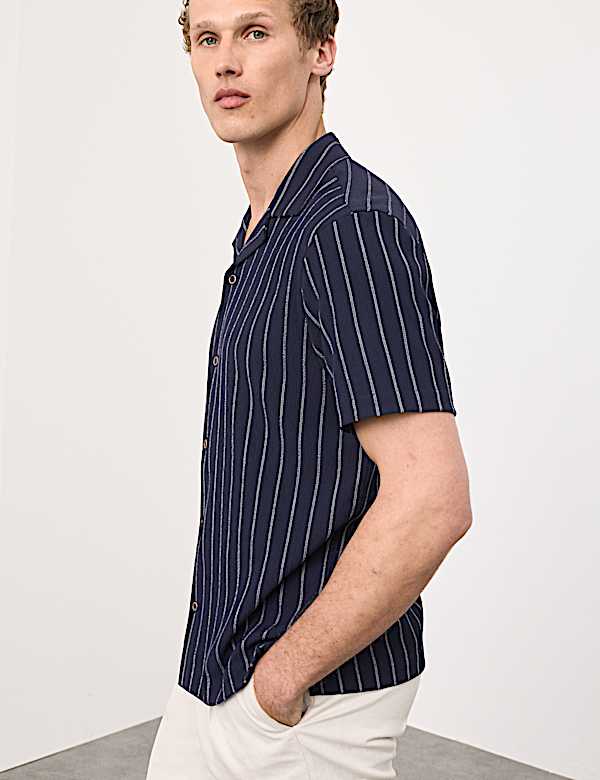 Striped Crinkle Seersucker Short Sleeve Shirt