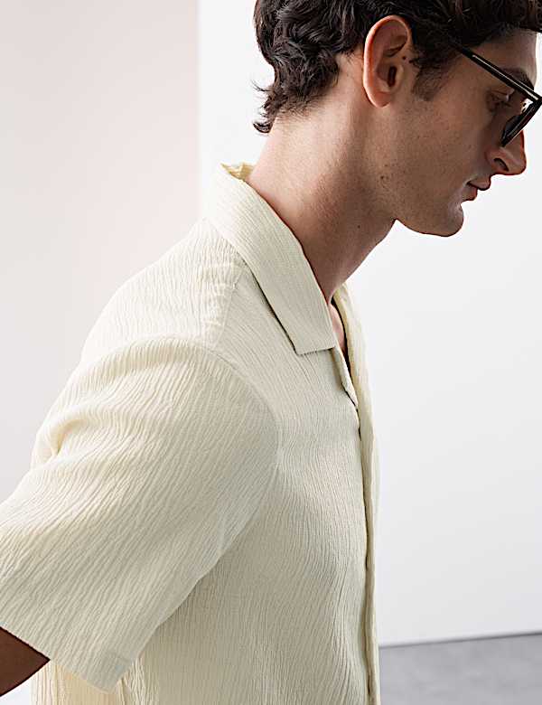 Relaxed Fit Easy Iron Seersucker Shirt