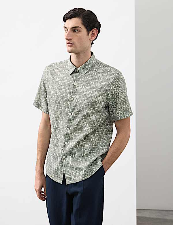 Geometric Print Short Sleeve Shirt