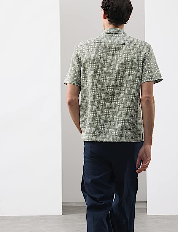 Geometric Print Short Sleeve Shirt