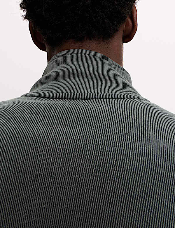 &Phi;&omicron;ύ&tau;&epsilon;&rho; &delta;&iota;&pi;&lambda;ή&sigmaf; &pi;&lambda;έ&xi;&eta;&sigmaf; &mu;&epsilon; &phi;&epsilon;&rho;&mu;&omicron;&upsilon;ά&rho; &sigma;&tau;&omicron; &sigma;&tau;ή&theta;&omicron;&sigmaf; &kappa;&alpha;&iota; &upsilon;&psi;&eta;&lambda;ή &pi;&epsilon;&rho;&iota;&epsilon;&kappa;&tau;&iota;&kappa;ό&tau;&eta;&tau;&alpha; &sigma;&epsilon; &beta;&alpha;&mu;&beta;ά&kappa;&iota; - GR