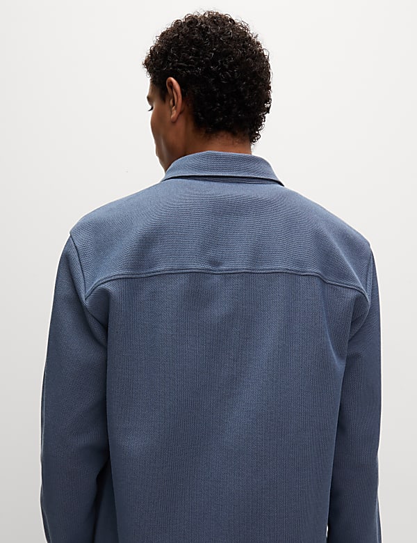 Elegantes Overshirt mit Stretch und zwei Taschen - DE