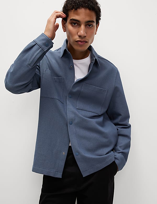 Elegantes Overshirt mit Stretch und zwei Taschen - DE