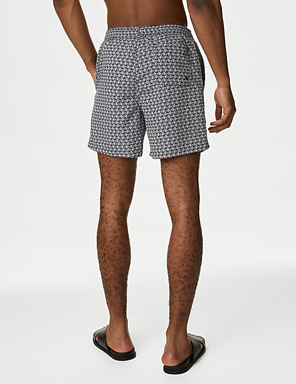 Rychleschnouc&iacute; koupac&iacute; &scaron;ortky s&nbsp;geometrick&yacute;m potiskem - CZ