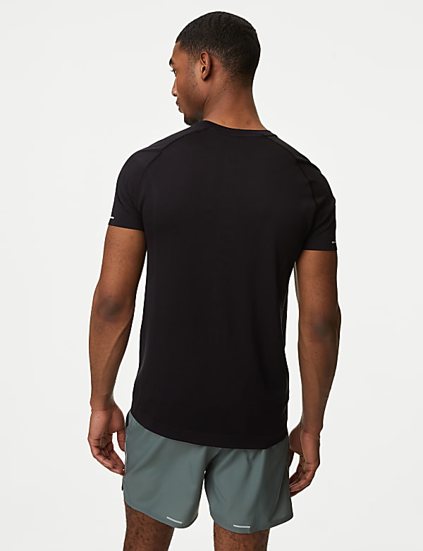 Kaus Oblong Olahraga Tanpa Jahitan - ID