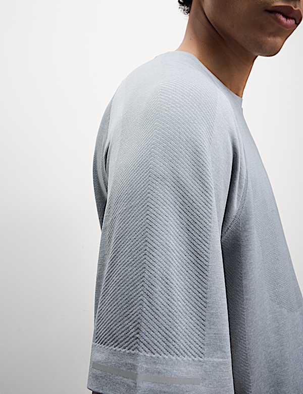 Seam Free T-Shirt - JP