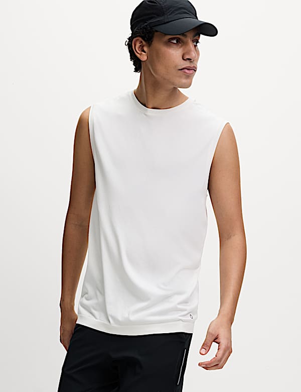 Sleeveless Vest - US