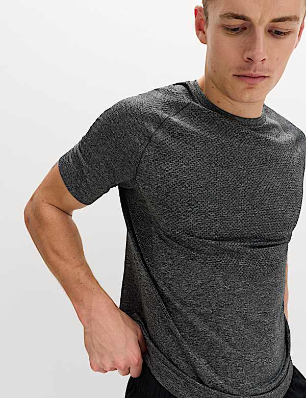 Seam Free Sports T-Shirt - AU