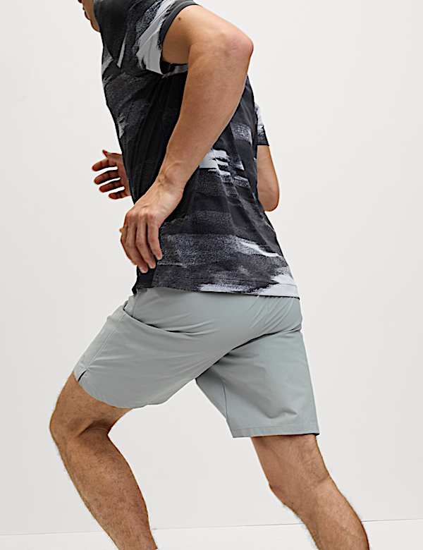 מכנסיים קצרים נמתחים בגזרה ישרה ובאורך 23 ס"מ - IL