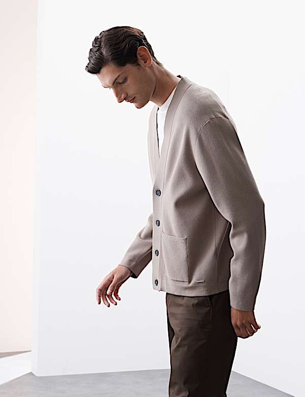 Relaxed Fit V-Neck Cardigan - UA