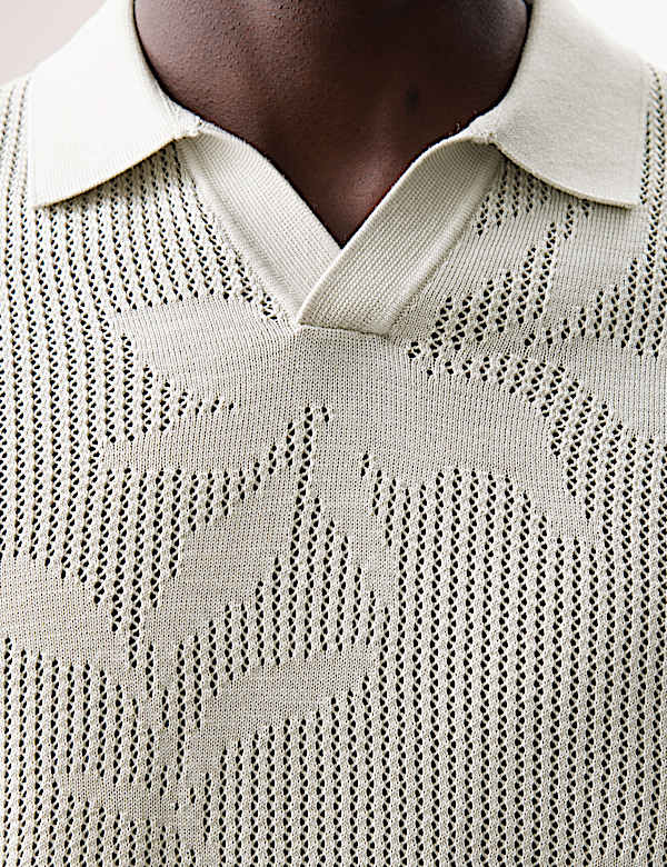 OPEN NECK TEXTURED STITCH POLO