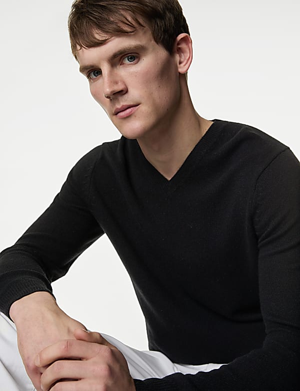 Pure Extra Fine Lambswool V-Neck Jumper