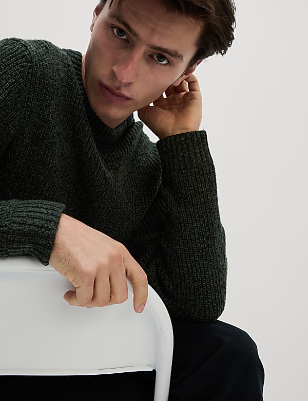 Pullover aus Lammwollmischgewebe mit Rundhalsausschnitt und Strukturmuster - DE