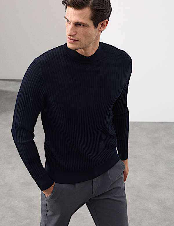 Gerippter Pullover aus Merinomischgewebe mit Stehkragen - AT
