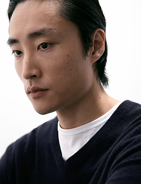 Pure Cashmere V-Neck Jumper - US