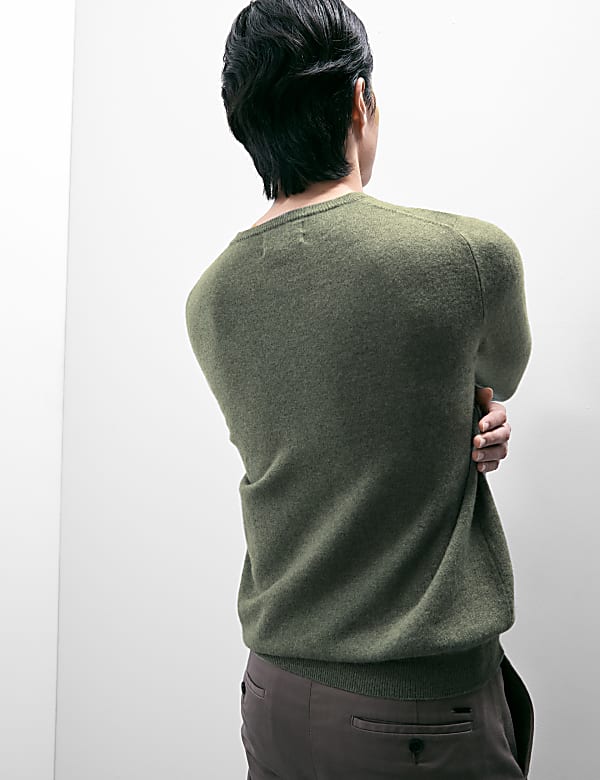 Pure Cashmere V-Neck Jumper - CH