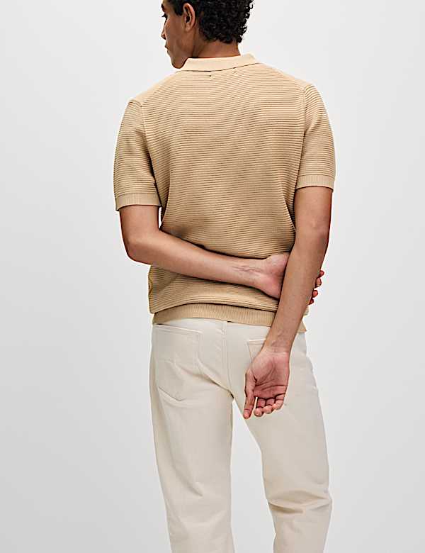 Rippstrick-Poloshirt aus reiner Baumwolle mit offenem Kragen - DE