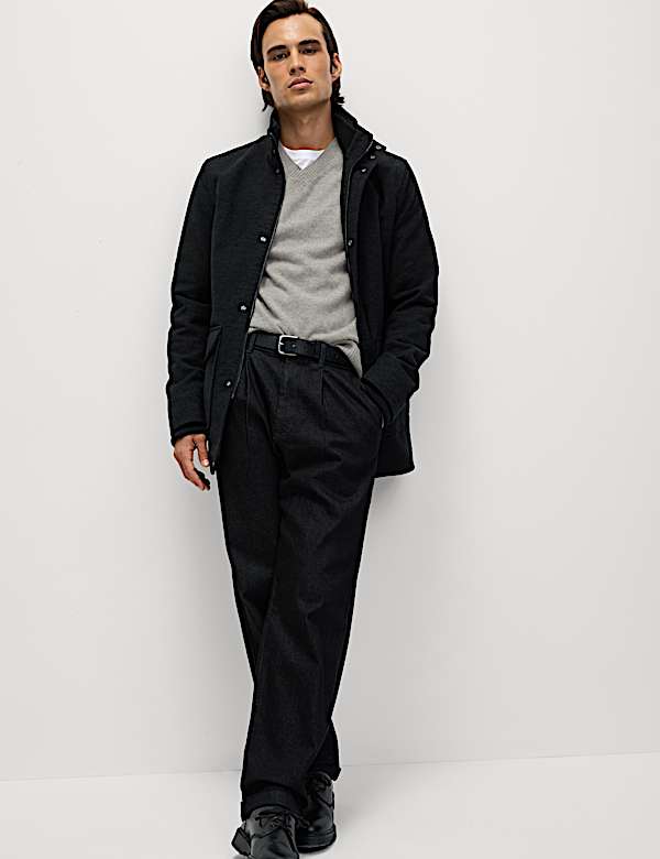 Pure Lambswool V-Neck Jumper - US