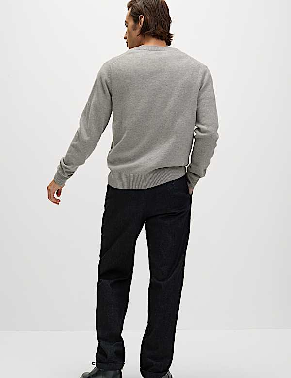 Pure Lambswool V-Neck Jumper - US