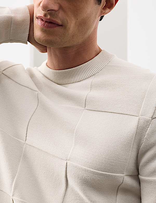 Textured Crew Neck Knitted Jumper