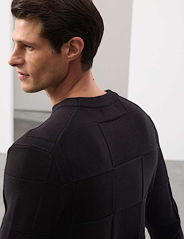 Textured Crew Neck Knitted Jumper - RO