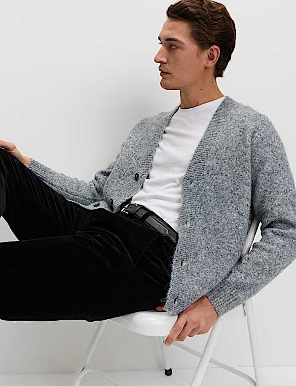 קרדיגן בטקסטורה וגזרה נינוחה עם צמר וצווארון וי - IL