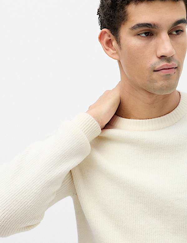Superweicher Pullover mit Rundhalsausschnitt und Wollanteil - DE