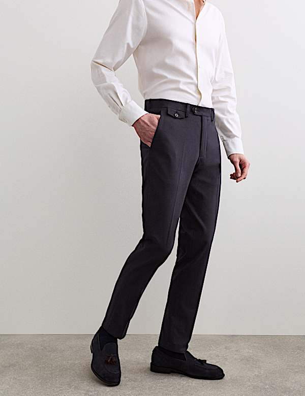 Tailored Fit Chinos - ES