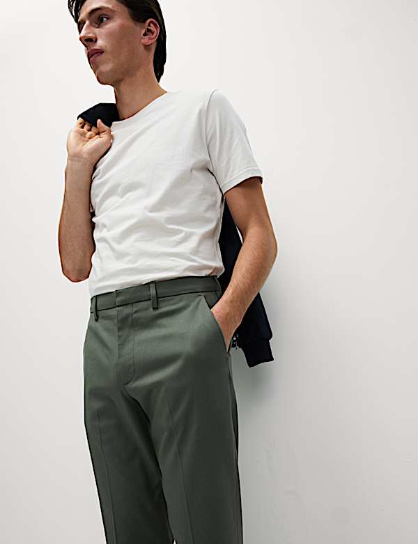 Pantalon habill&eacute; coupe standard en tissu extensible - FR