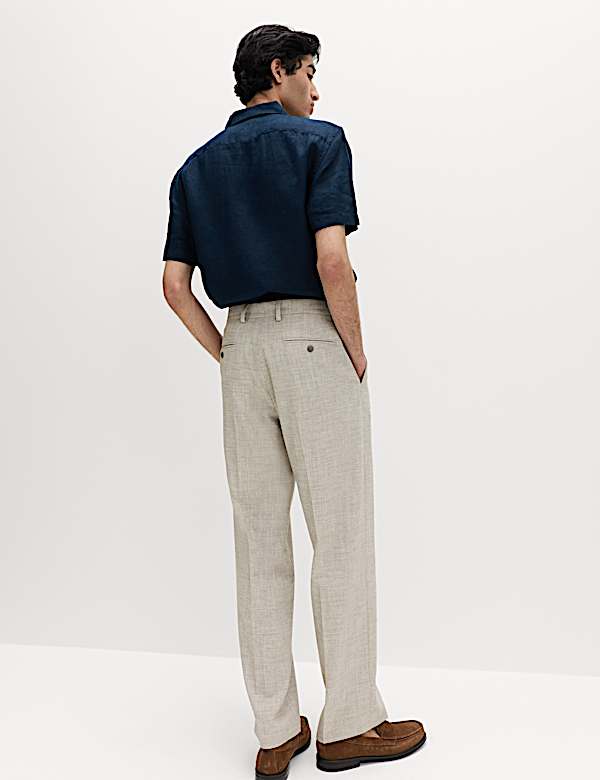 Strukturierte Bundfaltenhose in Relaxed Fit - DE