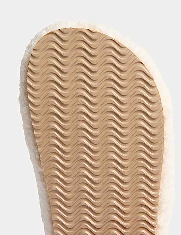 Kids' Clogs (4 Small- 2 Large) - DE